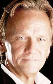 Фото Сэм Хеннингс