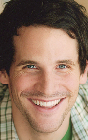 Актер Райан Гол