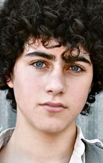 Актер Хадсон Темз