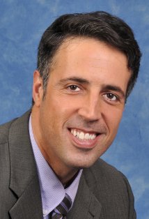 Актер Стив ДеРеллиан