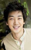 Актер Шим Чжи Хо