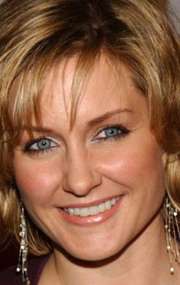 Актер Эми Карлсон