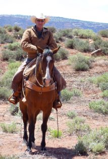 Актер Том Стразерс