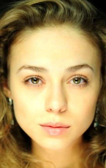 Актер Рина Гришина