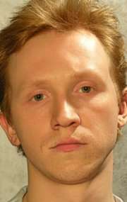 Актер Артем Мазунов