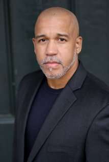 Актер Леон Приджен