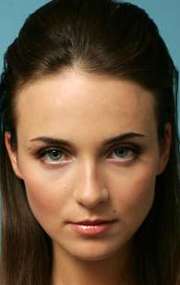 Актер Анна Снаткина