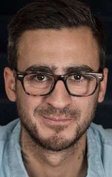 Актер Кори Гонсалес-Макуэр