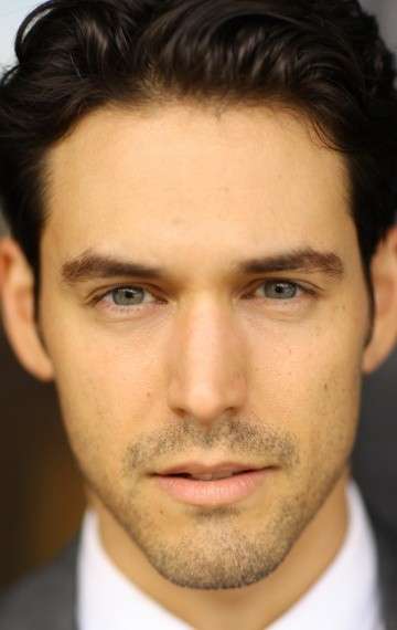 Актер Дин Уэст