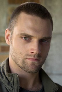 Актер Роберт Монткам