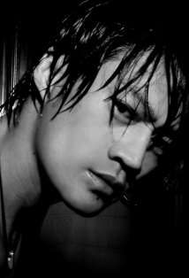 Актер Тай Тхай