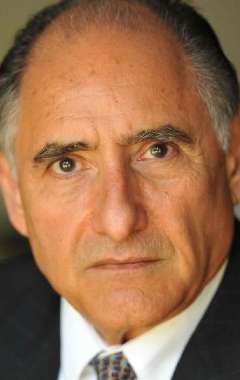 Актер Лу Бонаки