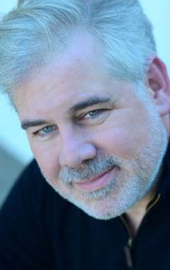 Актер Патрик Лабьорто