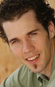 Актер Кори Монтгомери