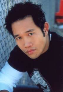 Актер Эндер Ли