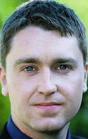 Актер Дэниэл Кэйси