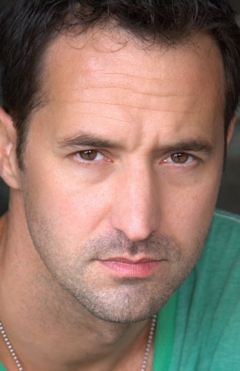 Актер Скотт Е. Миллер