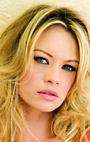 Актер Анна Фальчи