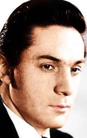 Актер Микки Нокс