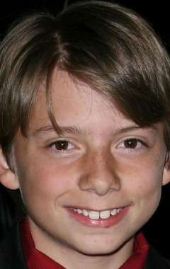 Актер Аарон Майкл Дрозин