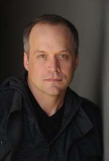 Актер Эндрю Е. Вилер