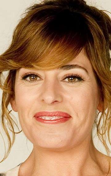 Актер Нюс Санс