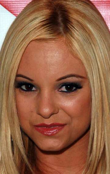 Актер Кармен Лувана