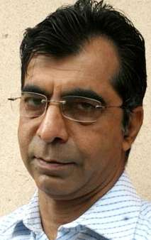 Актер Шри Валлабх Вьяс