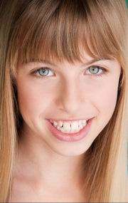 Актер Саманта Мэхурин