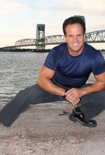 Актер Карл Энтони Несполи