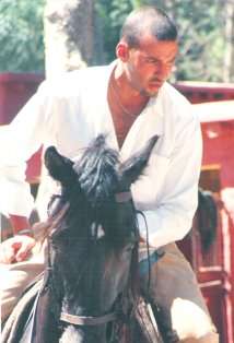 Фото Файкал Аттугуй