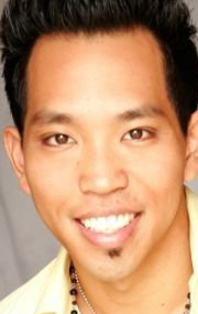 Актер Джей Тапаоан