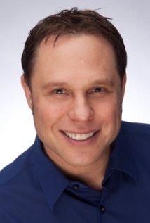 Актер Рэнди Чарач