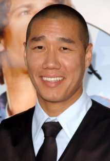 Актер Честер Там