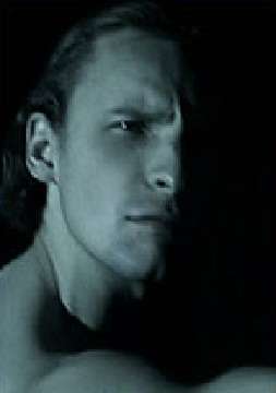 Актер Глеб Михайлов