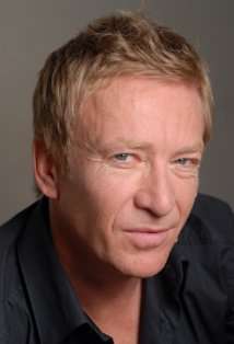 Актер Марк Ноубл
