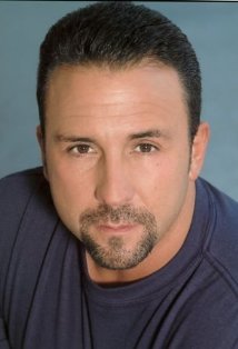 Актер Лоренсо Толедо