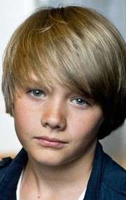 Актер Дакота Гойо