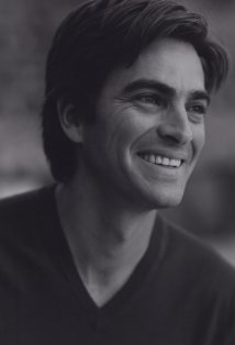 Актер Нандо Дель Кастилло