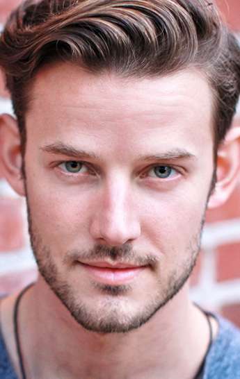 Актер Ивэн Уильямс