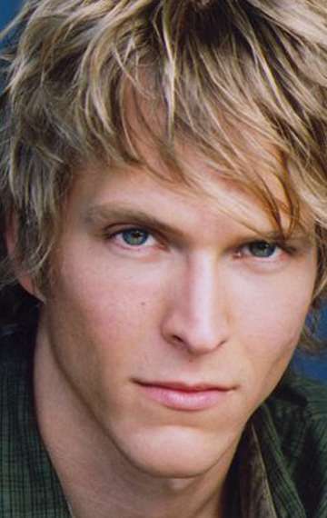 Актер Джон Кор