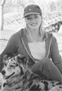 Актер Никки Пелли