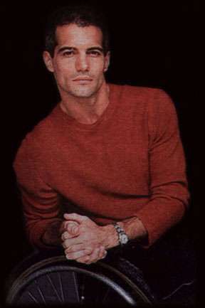 Фото Митч Лонгли