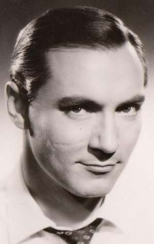 Актер Мартин Бенрат