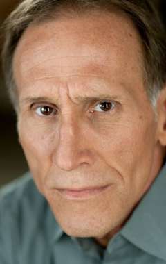 Актер Джоди Мур