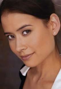 Актер Ши Не Нилсон