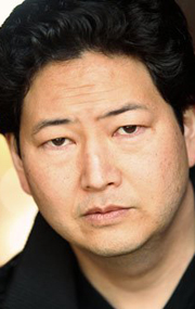 Актер Аарон Икеда