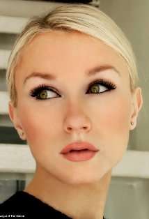 Актер Хейли Уордл