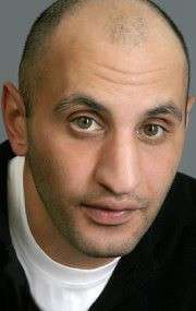 Актер Юрий Сафаров