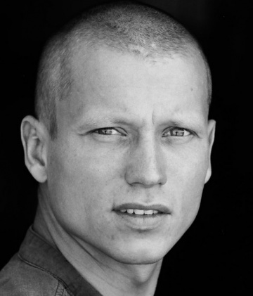 Актер Владимир Тевловский